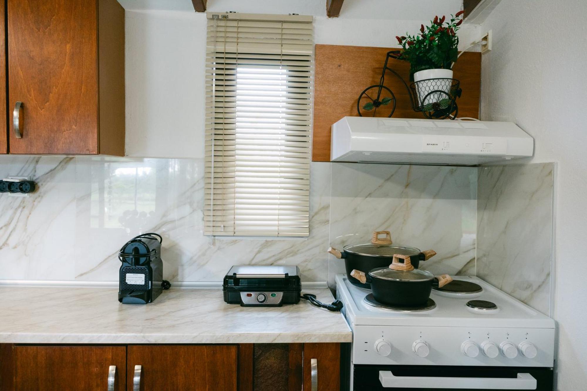 Evdokia's House Holiday home Dikella